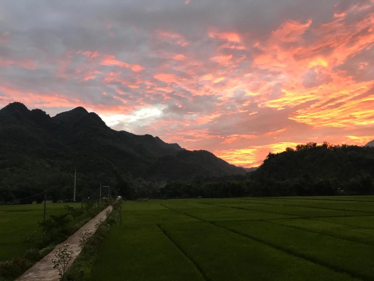 Jomo House Mai Chau Hotel Hoa Binh Bagian luar foto